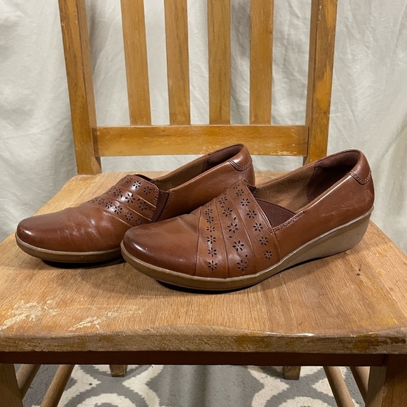 Womens Clarks Leather Loafers Everlay UMA Brown Slip On Comfort Shoes Size 7 - Picture 3 of 8